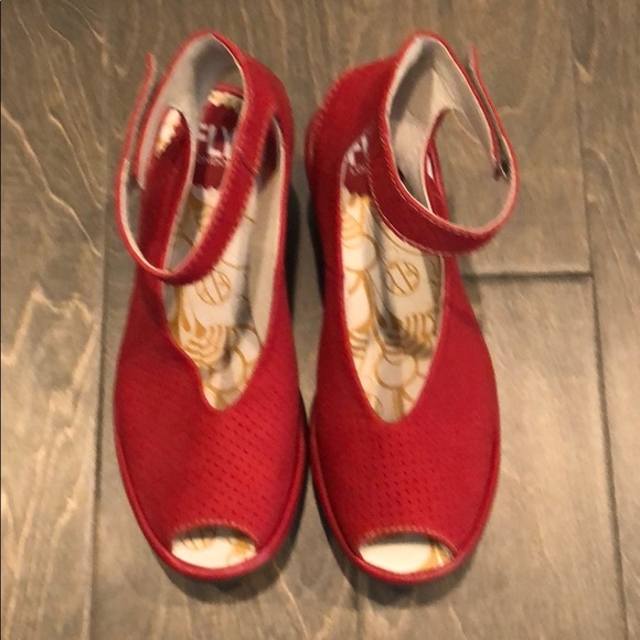 Fly London Yala Perf Peep-toe Wedge - Picture 3 of 4